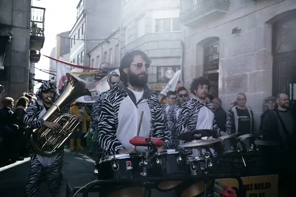 ENTROIDO_nenos venres