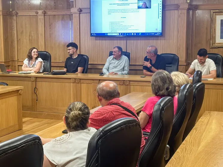 Reuni&oacute;n do Fondo Galego de Cooperaci&oacute;n en Xinzo de Limia