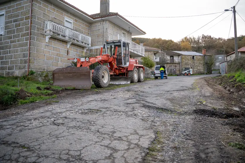 Comezaron as obras de renovación integral en Soutelo de Pena.