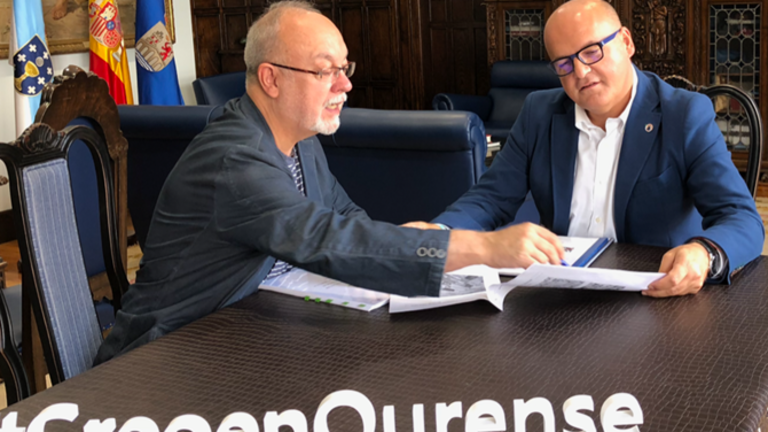 Manuel Cabas e Manuel Baltar reunidos no Pazo Provincial