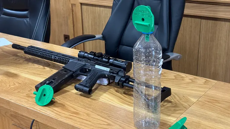 Fusil e trampas anti velutinas