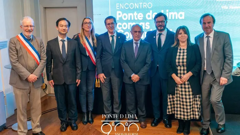 Representantes das localidades irmandadas con Ponte de Lima