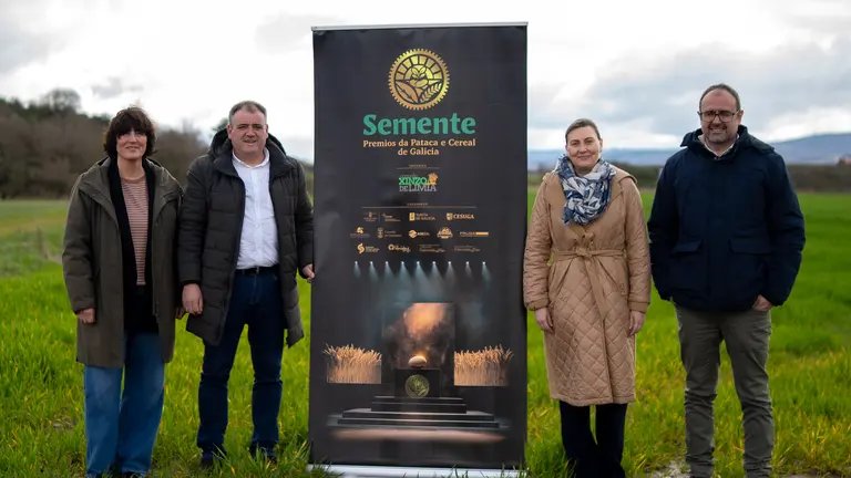 Susana Basterrechea, Amador D&iacute;az, Emma Gonz&aacute;lez e David Fern&aacute;ndez Calvi&ntilde;o.