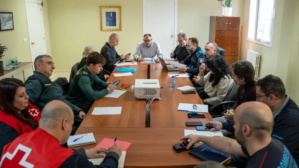 O alcalde de Xinzo de Limia, Amador D&iacute;az, preside a Xunta Local de Seguridade para coordinar o dispositivo especial do Entroido 2026.