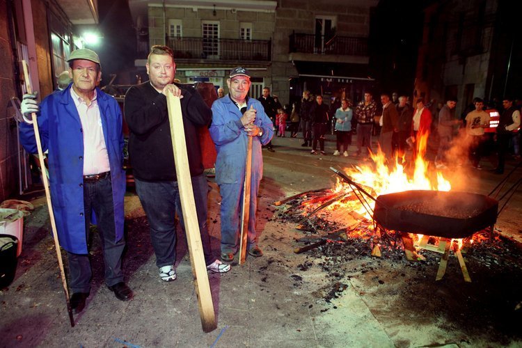 11.11.15.XINZO DA LIMIA.PLAZA DE ORIENTA MAGOSTO POPULAR.