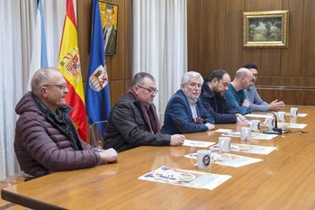 Presentación co I Cros de Antioquía na sala de xuntas da Deputación de Ourense. Asisten Rosendo Fernandez (Vicepresidente Deputación), Luis Miguel Gil (Concelleiro deportes Concello de Xinzo), Felipe Traveso (Alcaldede Sandiás), Ángel Fidalgo (Delegado de atletimos de Ourense), Jorge Vázquez (Xerente Hipódromo de Antela) e Óscar Gómez (DIrectivo Asociación Deportiva Limiactiva).